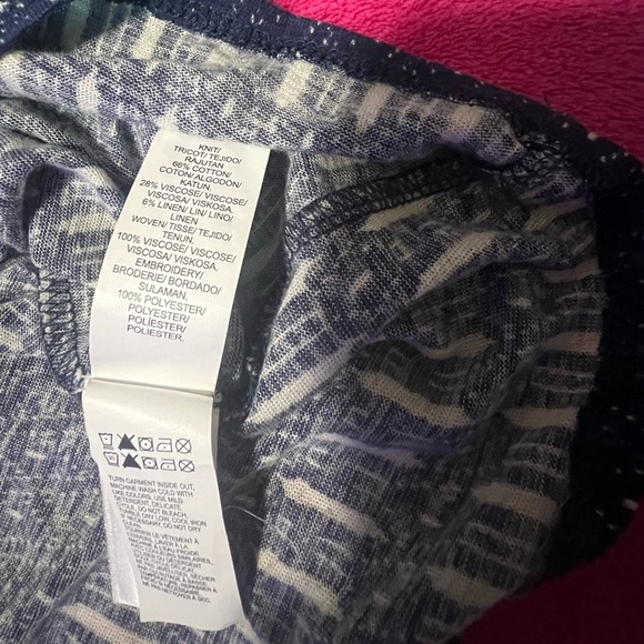 🤞 Lucky Brand Womens Embroidered V-Neck Pullover Top Blue M​ - Picture 5 of 8